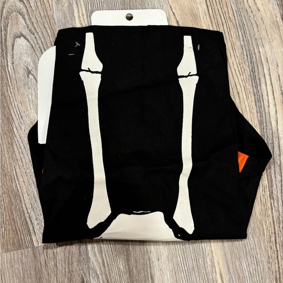 HALLOWEEN CHILD APRON - Picture 2 of 2